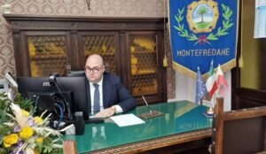 Scuola di Montefredane, il sindaco scrive ai genitori: “Poche iscrizioni, rischiamo di perdere la Primaria” Montefredane, sindaco CIro Aquino