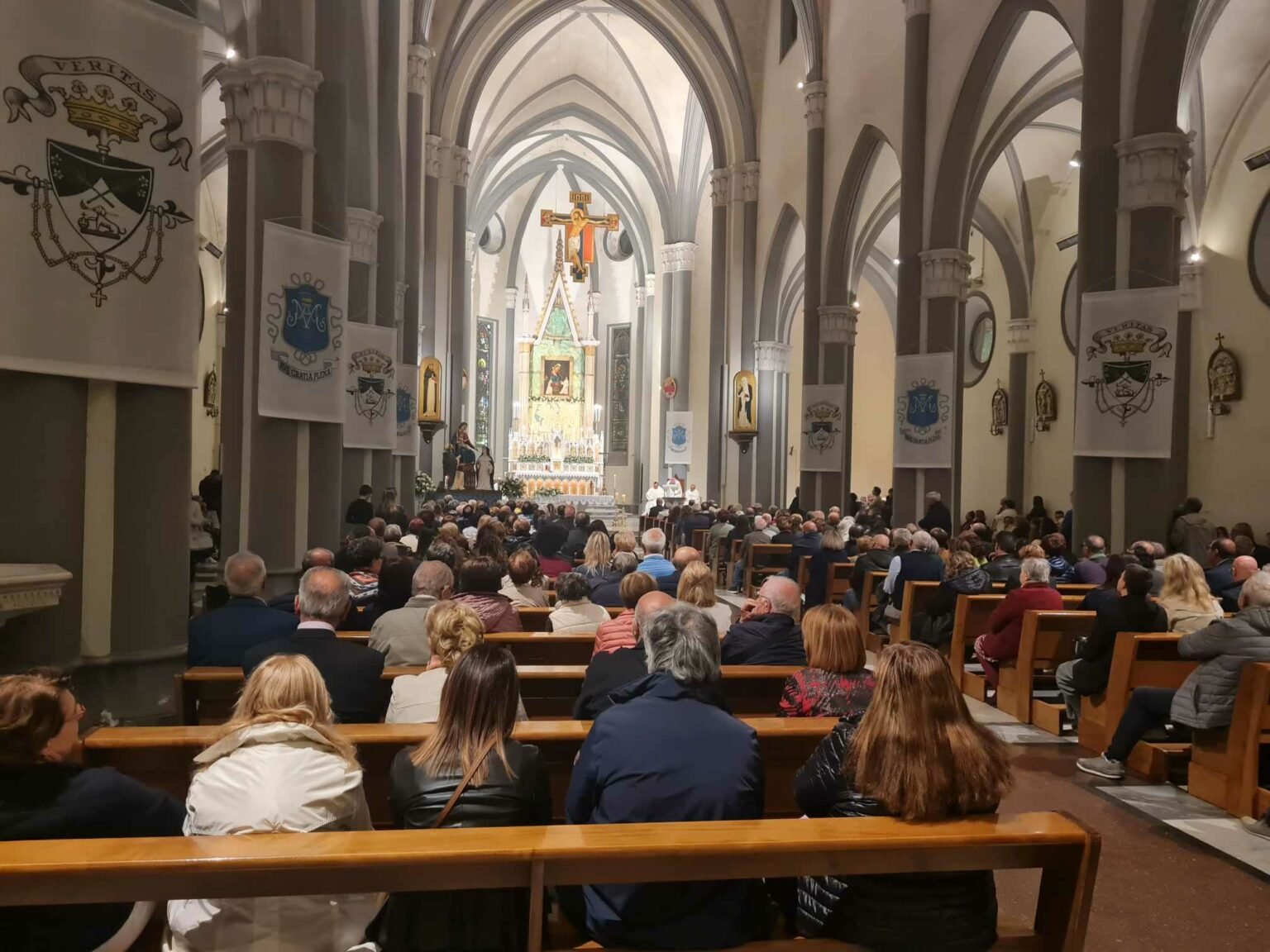 Festa al Santuario del Rosario: rinnovata la benedizione dei ministranti, nel loro servizio alla comunità la speranza nel futuro