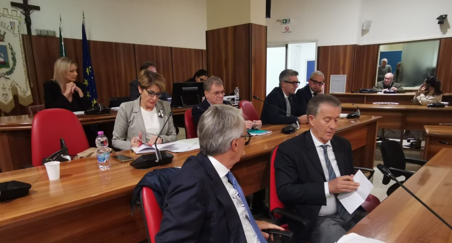 Il toto-nomi per la ‘fase due’ dell’amministrazione Nargi: nella futura giunta 5 assessori a Festa, 2 a Nargi e 2 al Patto Civico I banchi della giunta Nargi