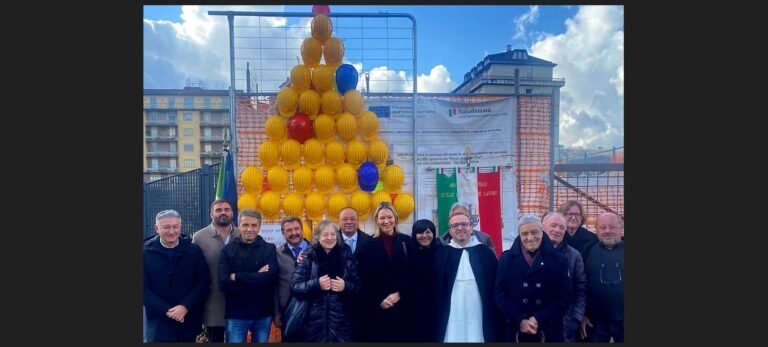 Albero della sicurezza al Ponte della Ferriera, inaugurazione con la sindaca Nargi