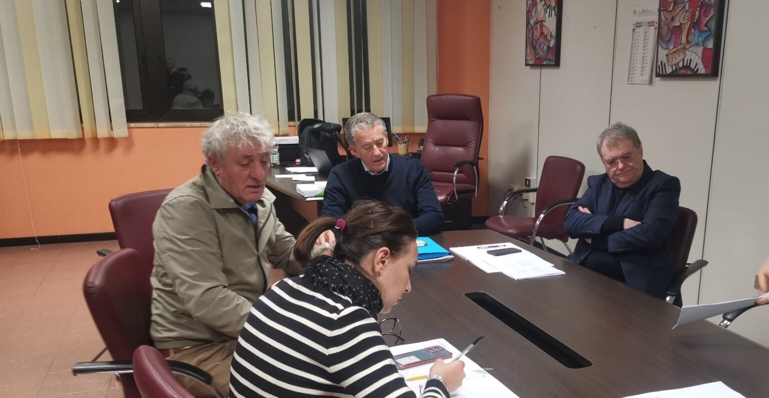 Antonio Genovese (il primo da sinistra)