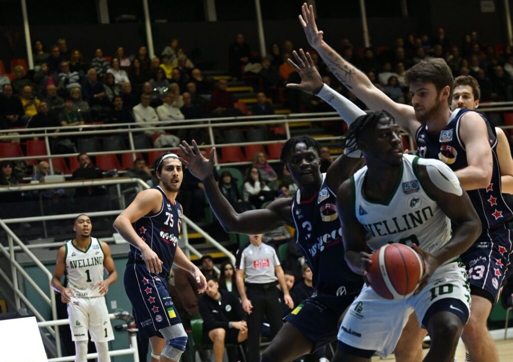 L’Avellino Basket vince il primo match del girone di ritorno: 83-72 contro Piacenza Basket Avellino Earlington