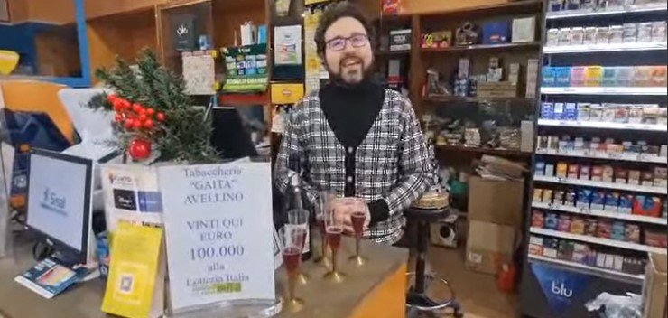 Tabacchi Gaita Avellino Lotteria Italia 100mila euro