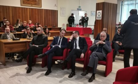 Deputati in consiglio comunale Avellino