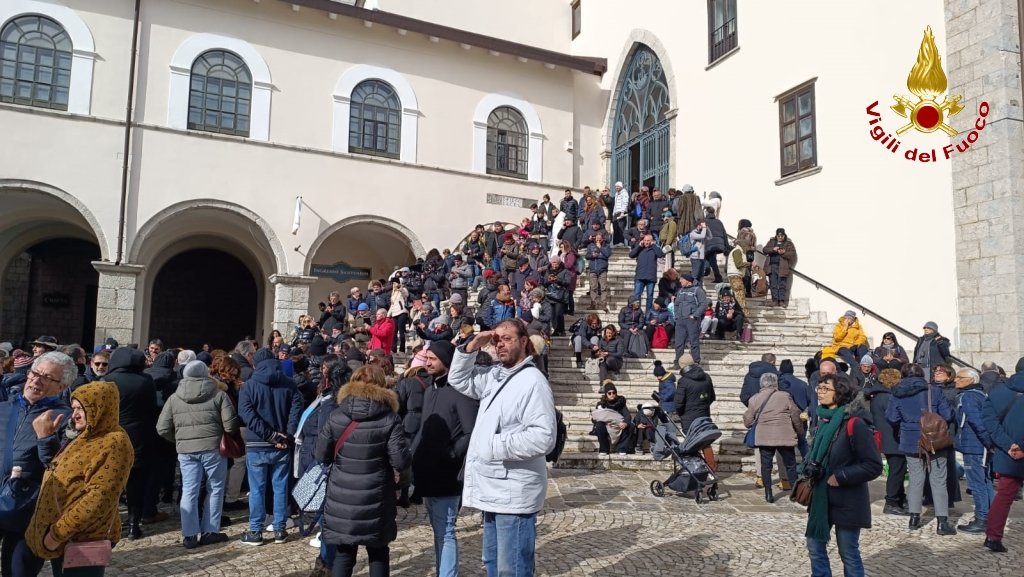 Candelora Montevergine 2025 vigili del fuoco Avellino