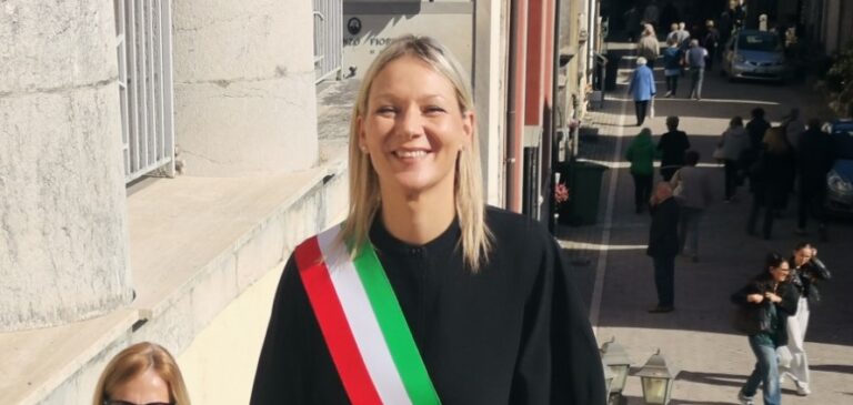 Laura Nargi, fascia tricolore