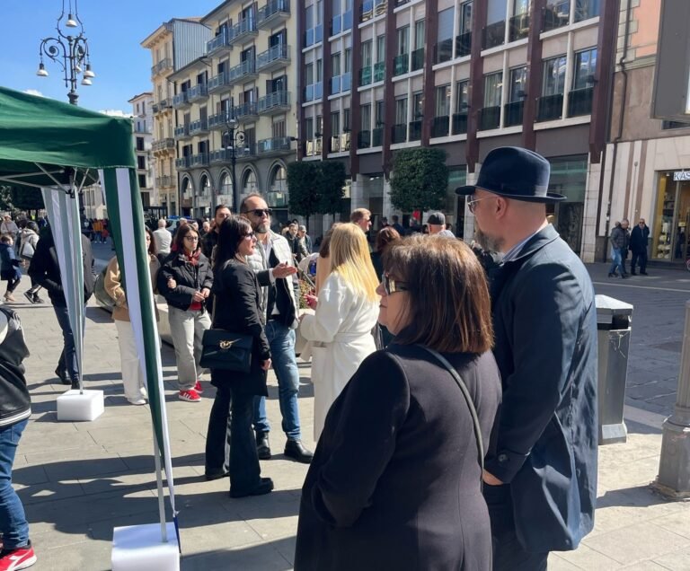 Lega gazebo Avellino