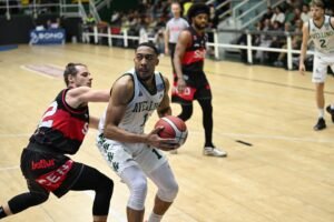 Jaren, Avellino Basket contro Sella Cento