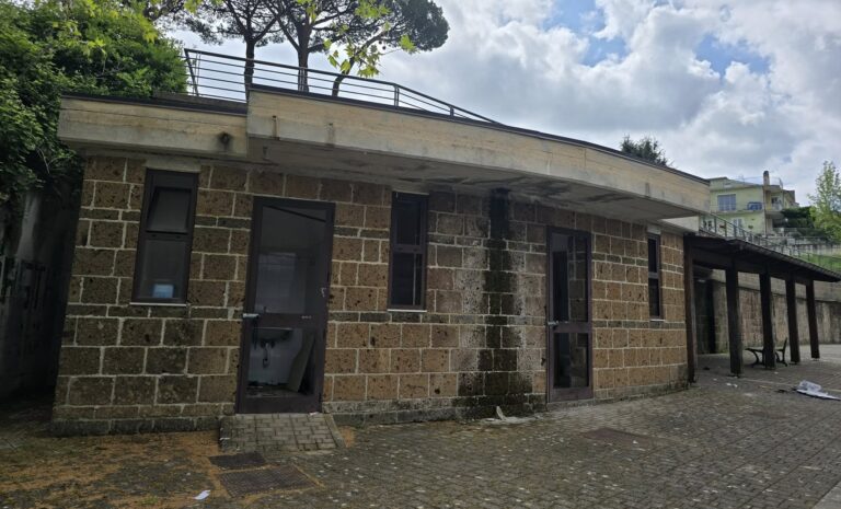 Montefredane vandali