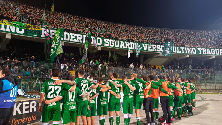 Avellino calcio, giocatori sotto la Curva