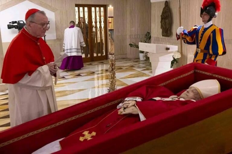 Salma Papa Francesco
