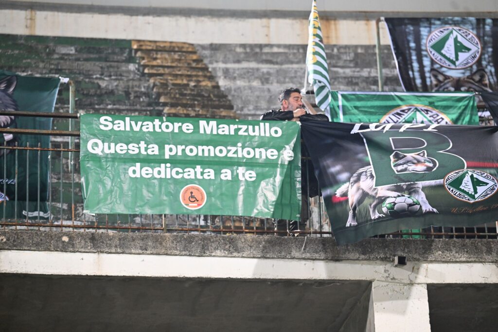 Stadio Partenio striscione per Salvatore Marzullo