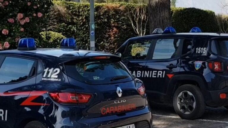 Carabinieri a Lioni