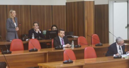 Nargi in consiglio comunale con due soli assessori