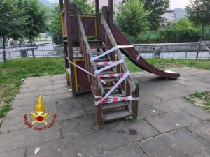 Giostra Montella vigili del fuoco transennata