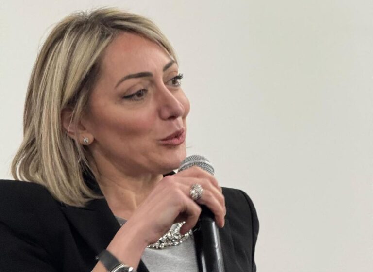 Ines Fruncillo