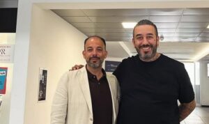 Livio Petitto con l'autista Air eroe Pasquale Sperduto