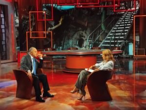 Napoli, Il procuratore Gratteri a “Filo Rosso”: “Se i magistrati indagano anche colletti bianchi e persone eccellenti, non si gridi allo scandalo”