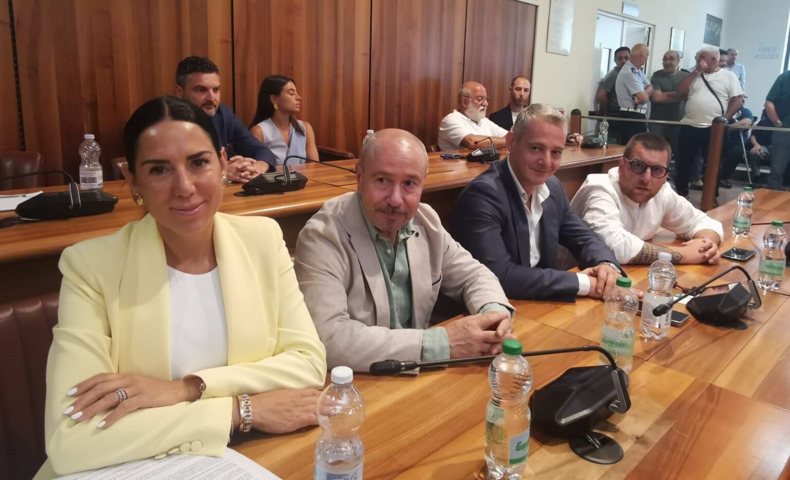 Nicole Mazzeo e gruppo consiliare Coraggio per Avellino