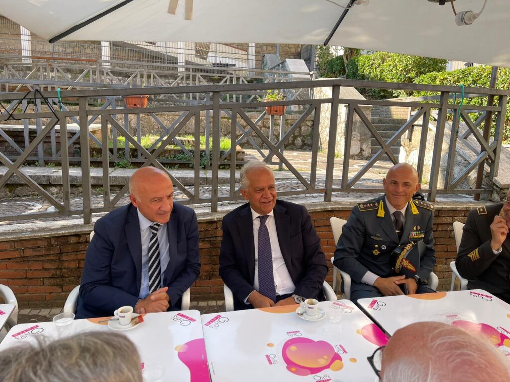 Piantedosi a Pietrastornina