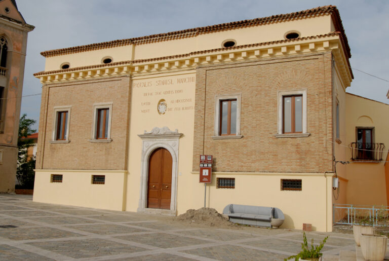 Castel Baronia Palazzo Mancini