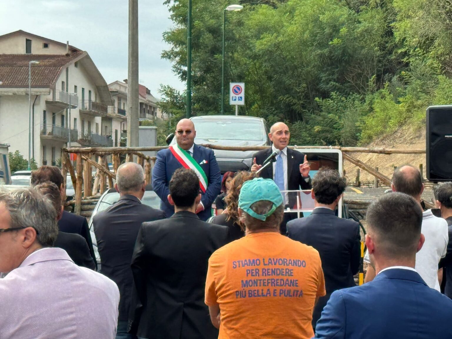 Emergenza idrica, appello di ventisei sindaci irpini a Valditara: “Anno scolastico a rischio”