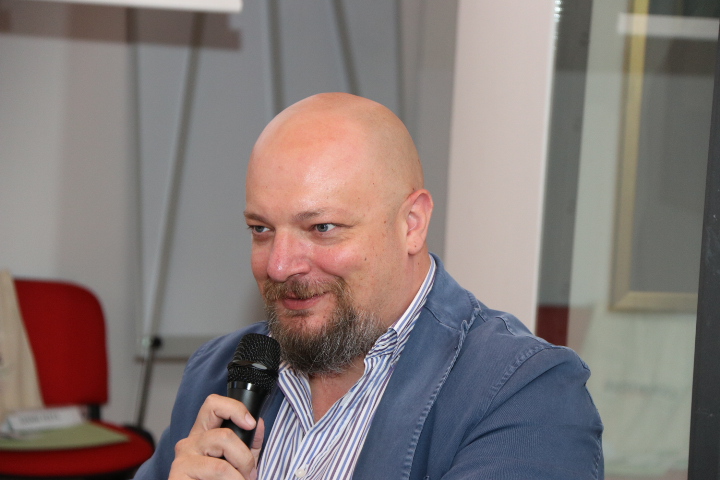 Morano accusa: Schlein all’Autostazione, altro che visita istituzionale. E’ stata manifestazione elettorale in piena regola