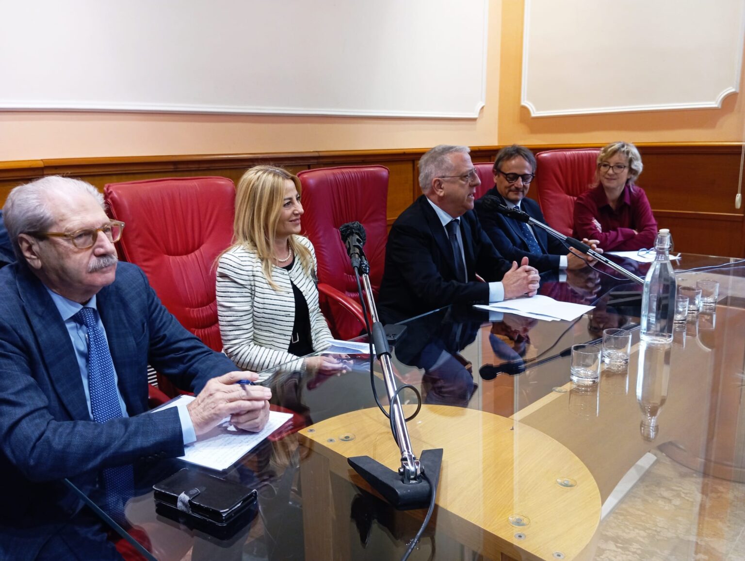 Regionali, A Testa alta: si riparte da De Luca anche nelle aree interne