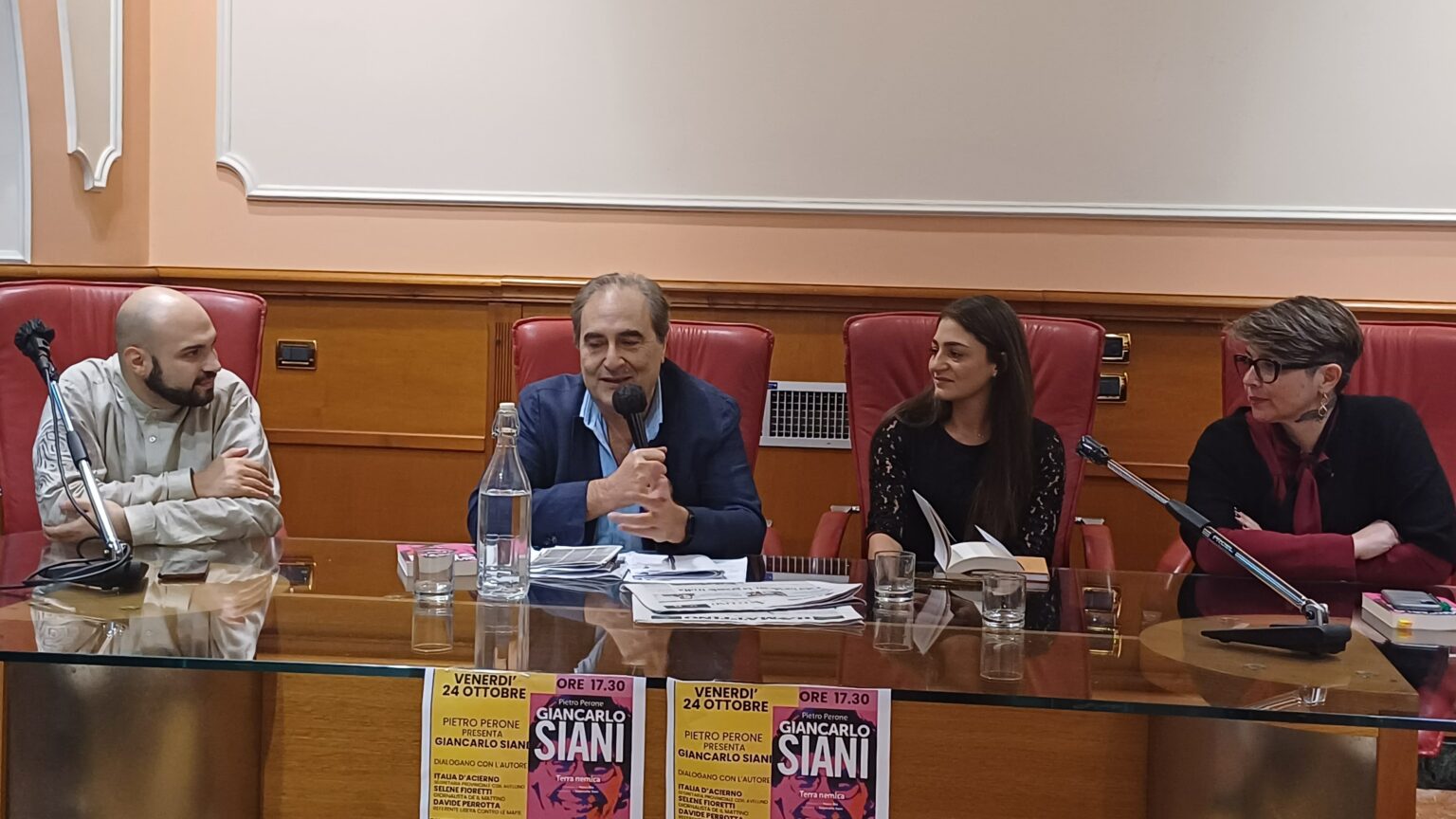 Perone ricorda Siani: dopo anni di silenzi e depistaggi, necessario raccontare la sua storia. Anche oggi i giornalisti devono guardarsi dalle Terre Nemiche