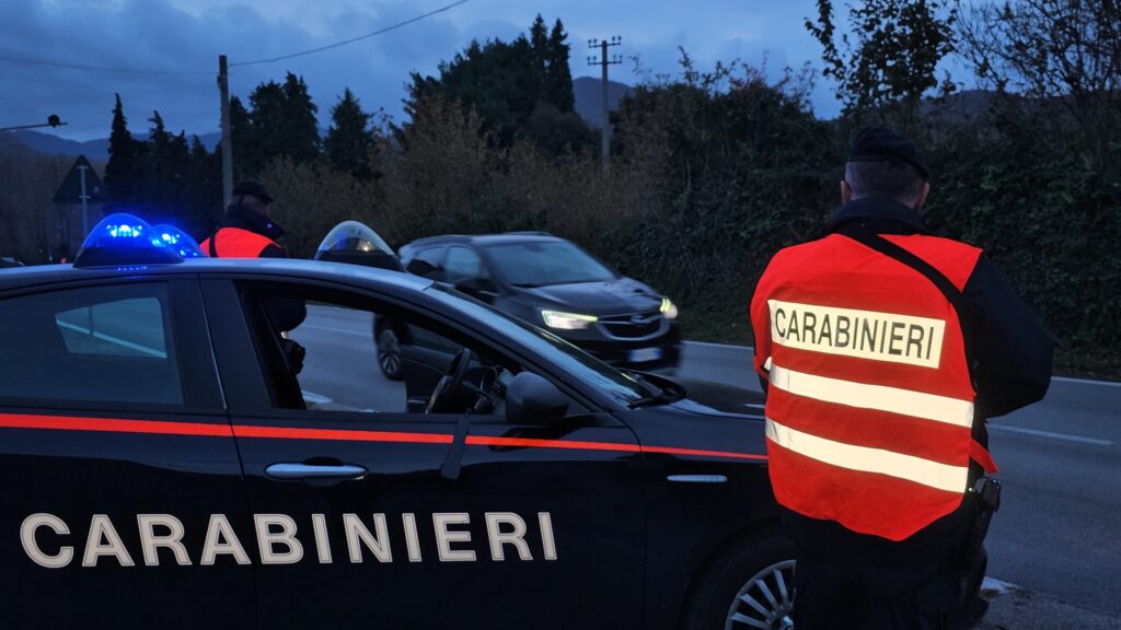 Valle dell’Irno, controlli dei carabinieri contro furti e droga: eseguite tre misure cautelari