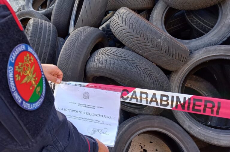 Rifiuti pericolosi, denunciato meccanico 60enne di Cervinara: multa da 5mila euro carabinieri rifiuti pericolosi