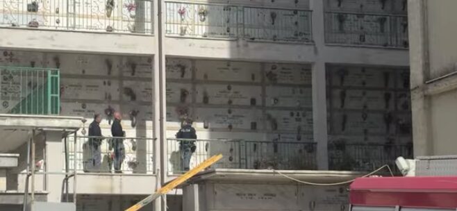 Avellino, ancora un suicidio al cimitero: una donna di 56 anni si lancia nel vuoto e muore