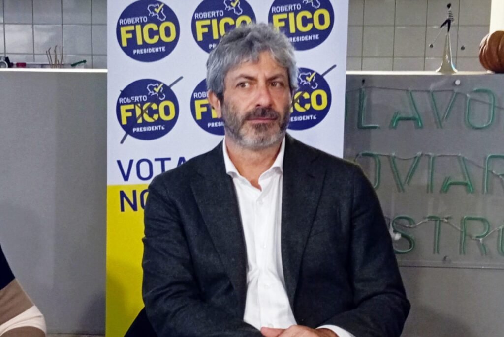 VIDEO/Regionali Campania, Fico ad Avellino: “Cento euro in più ai pensionati? Il centrodestra ci poteva pensare prima” Fico a Borgo Ferrovia