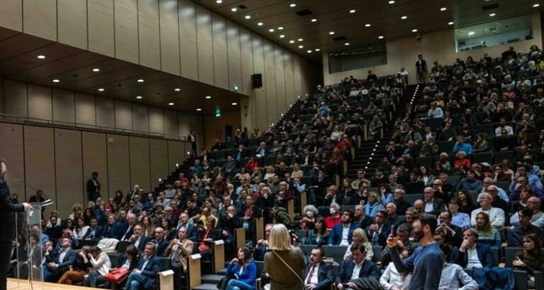 Foto di repertorio platea