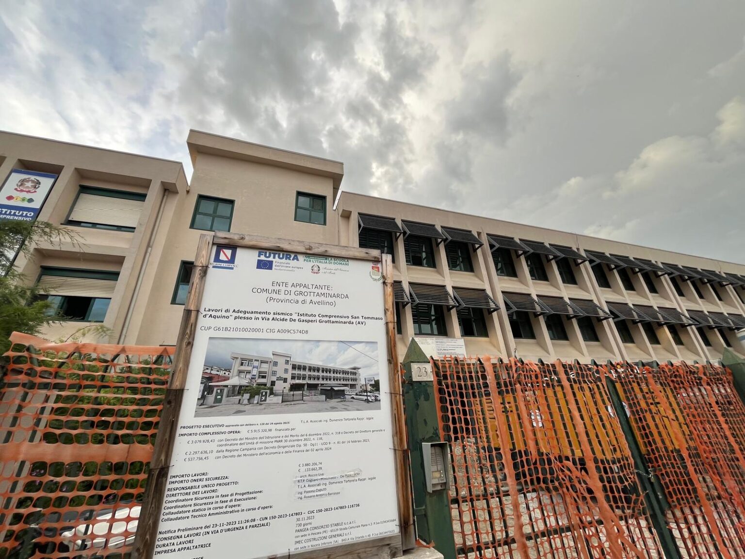 Grottaminarda, la scuola di via De Gasperi riapre lunedì prossimo Grottaminarda scuola via de gasperi cantiere