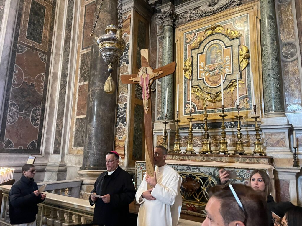 Prima domenica di avvento, l’Abate Guariglia celebra il Giubileo della speranza