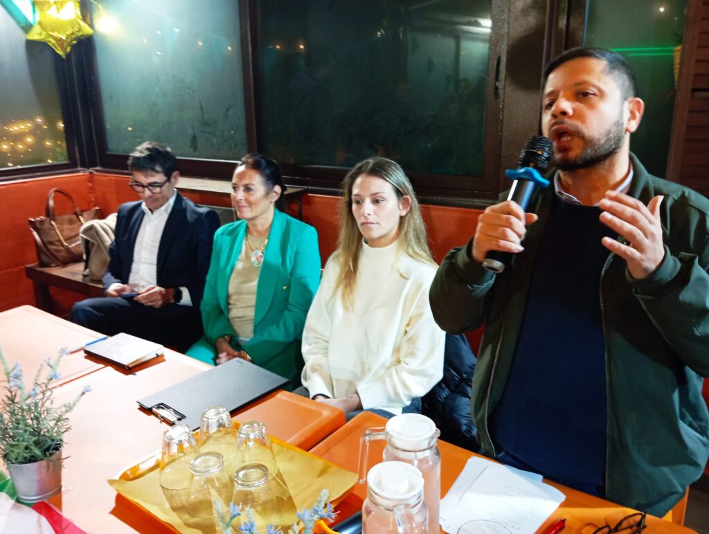 Regionali, Fratoianni (Si) a Valle: “Anche con De Luca, per tenere lontana una destra pessima. Ci vuole coraggio”