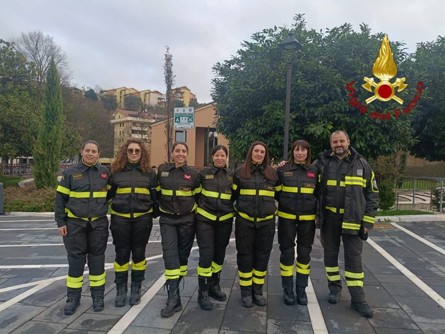 FOTO/Giornata contro la violenza di genere: al Cimarosa anche le donne vigili del fuoco di Avellino Vigili del fuoco Avellino al Cimarosa per la Giornata contro la violenza sulle donne