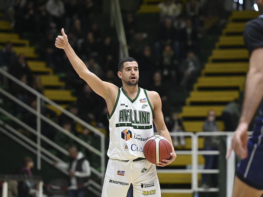Nuova trasferta per l’Avellino Basket: domani c’è la Banca Sella Cento Avellino Basket