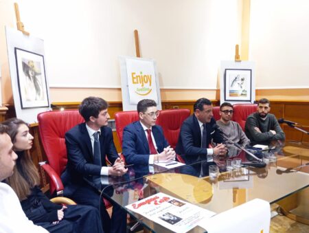 Amministrative, Festa presenta la terza lista: “I giovani di Enjoy, la grande sorpresa della campagna elettorale”