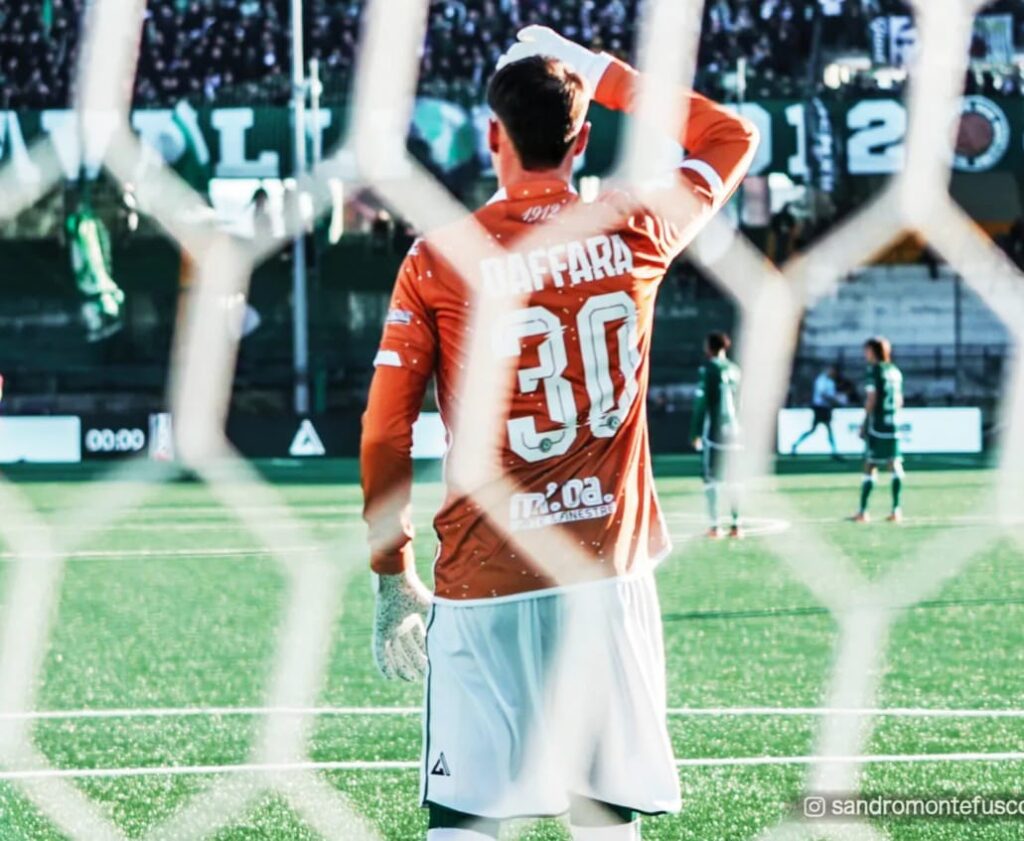 Lupi, tra calciomercato e squalifiche