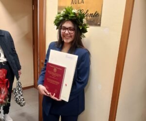 Laurea Spiezia, congratulazioni alla neodottoressa Rosa