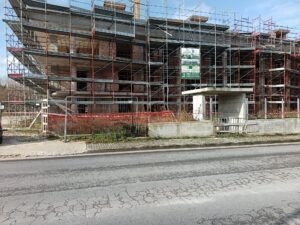 Abusi edilizi ad Avellino, sequestro in via Zigarelli: sette indagati tra tecnici e imprenditori