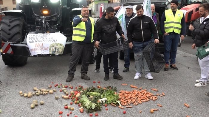 Avellino, agricoltori in piazza: “Le aree interne tornino al centro dell’agenda politica”