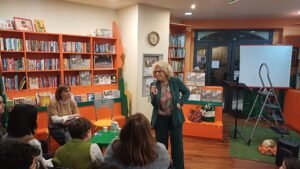 “Il bambino sull’albero”, Marrone: nella storia di Julius, il dramma di tutti i bambini a cui è stata portata via l’infanzia