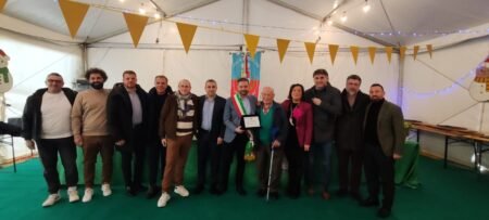 A Venticano confronto “In-Comune” su Puc, fondi e lavori Piscina. Premiato il Cittadino Virtuoso Lattanzi