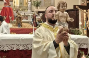 Taurasi festeggia don Alfonso