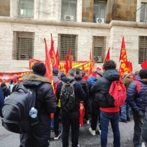 Automotive in crisi, sit-in sotto la sede del MIMIT: la vertenza Irpinia arriva a Roma