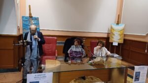 Il silenzio degli alberi, nei versi di Spadea la malia della vita e la bellezza salvifica dell’universo Libro Carla Spadea