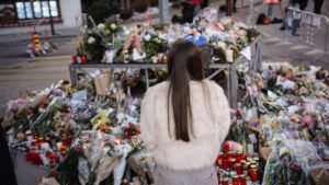 Un minuto di silenzio a scuola per ricordare le vittime dell’incendio di Crans Montana